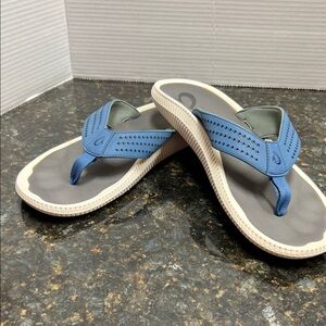Blue and Gray Men’s Flip Flop Sandals